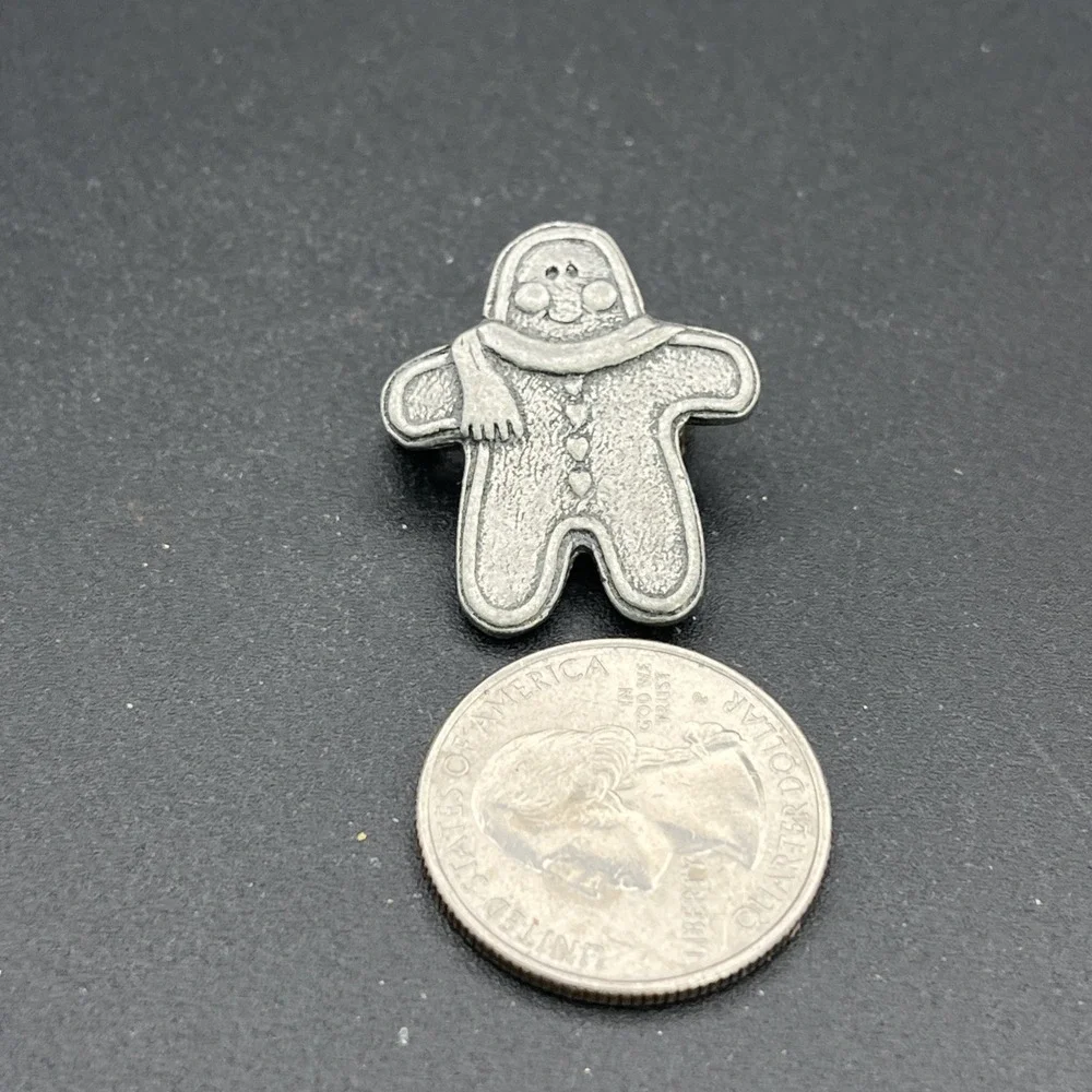 Gingerbread Man Cookie‎ Silver Tone Lapel Hat Pin